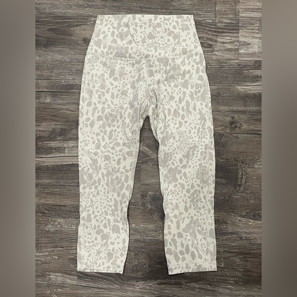 Lululemon women’s align leggings